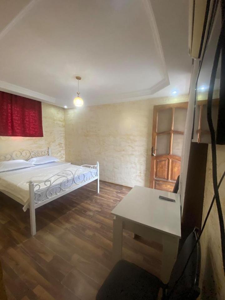 Elite Palace Plus Hotel Batumi Eksteriør billede
