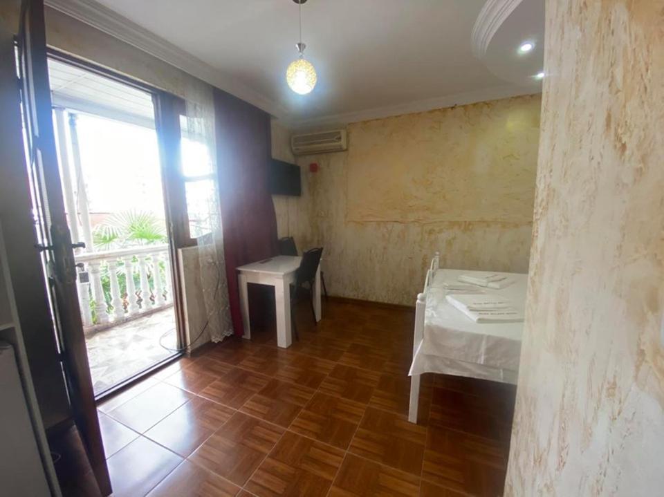 Elite Palace Plus Hotel Batumi Eksteriør billede