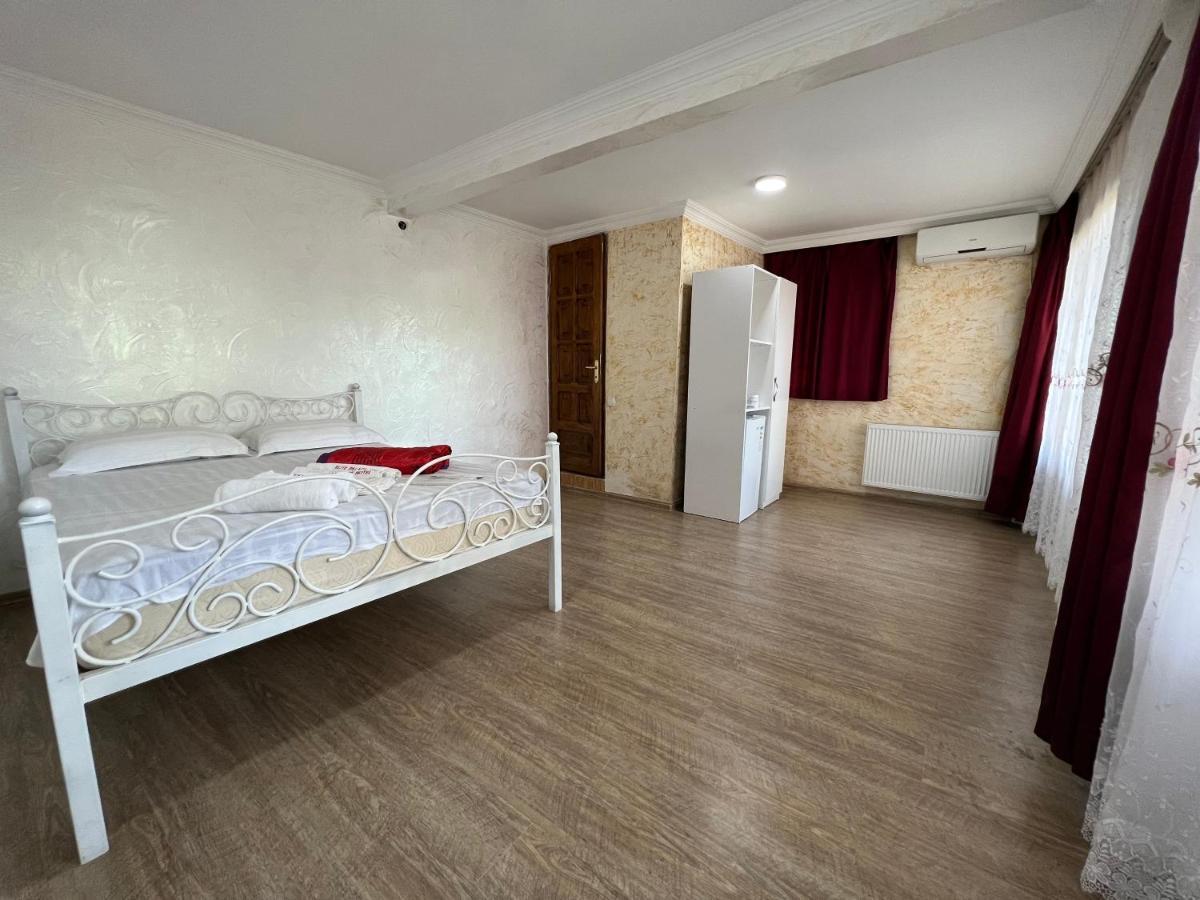 Elite Palace Plus Hotel Batumi Eksteriør billede